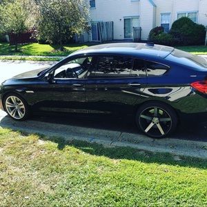 Meet your Posher, Marquette